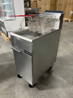 Dukers 50lb Fryer