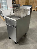 Dukers 50lb Fryer